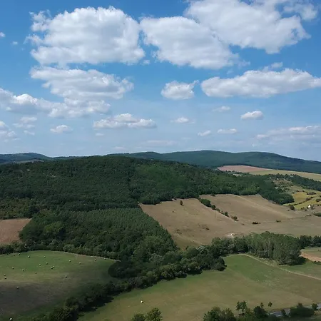 Csermely Vendeghaz * Alsotold